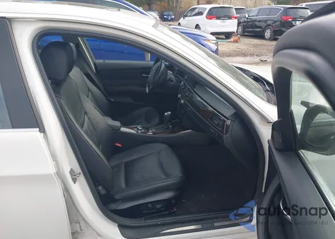 2011 BMW 335I xDrive z USA, uszkodzony, nr VIN WBAPL5G57BNN23295